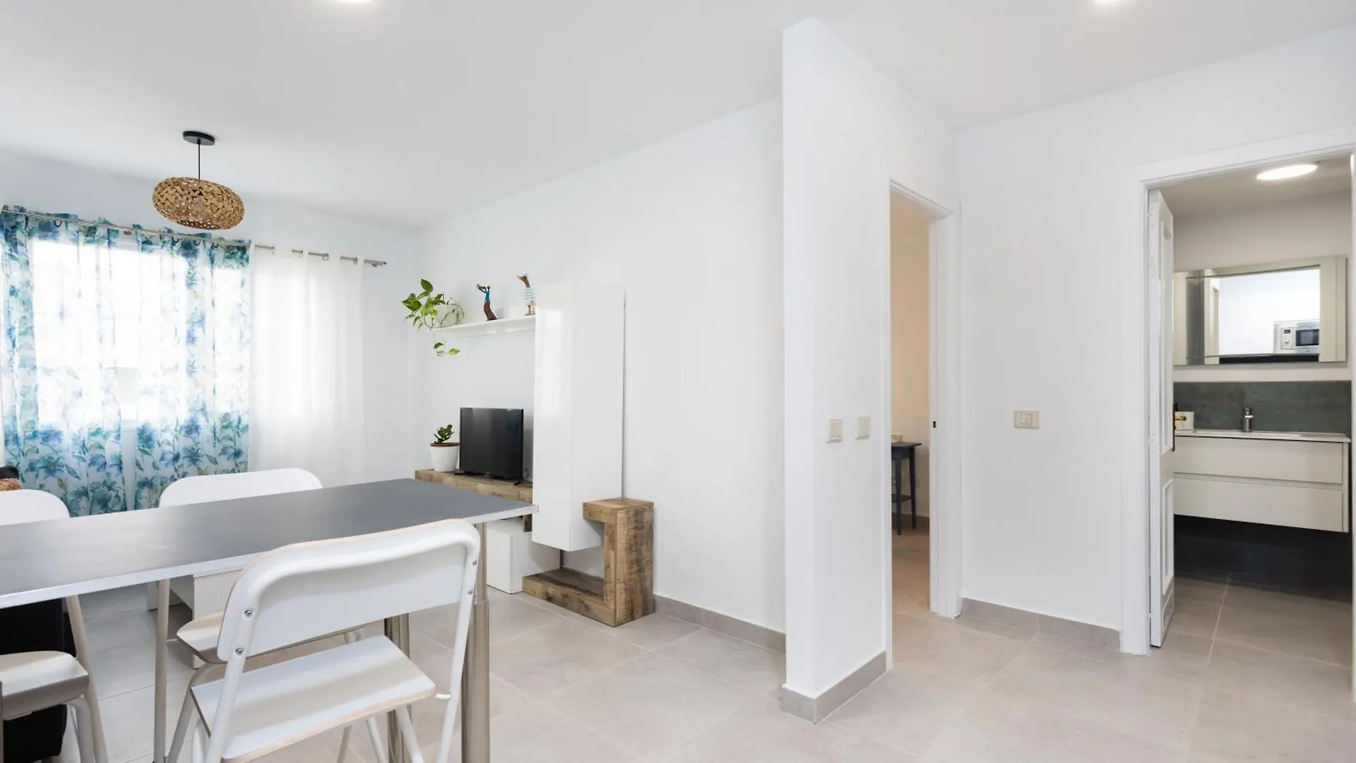 Apartment Medano Lago Azul By Sunkeyrents El Medano  Spain